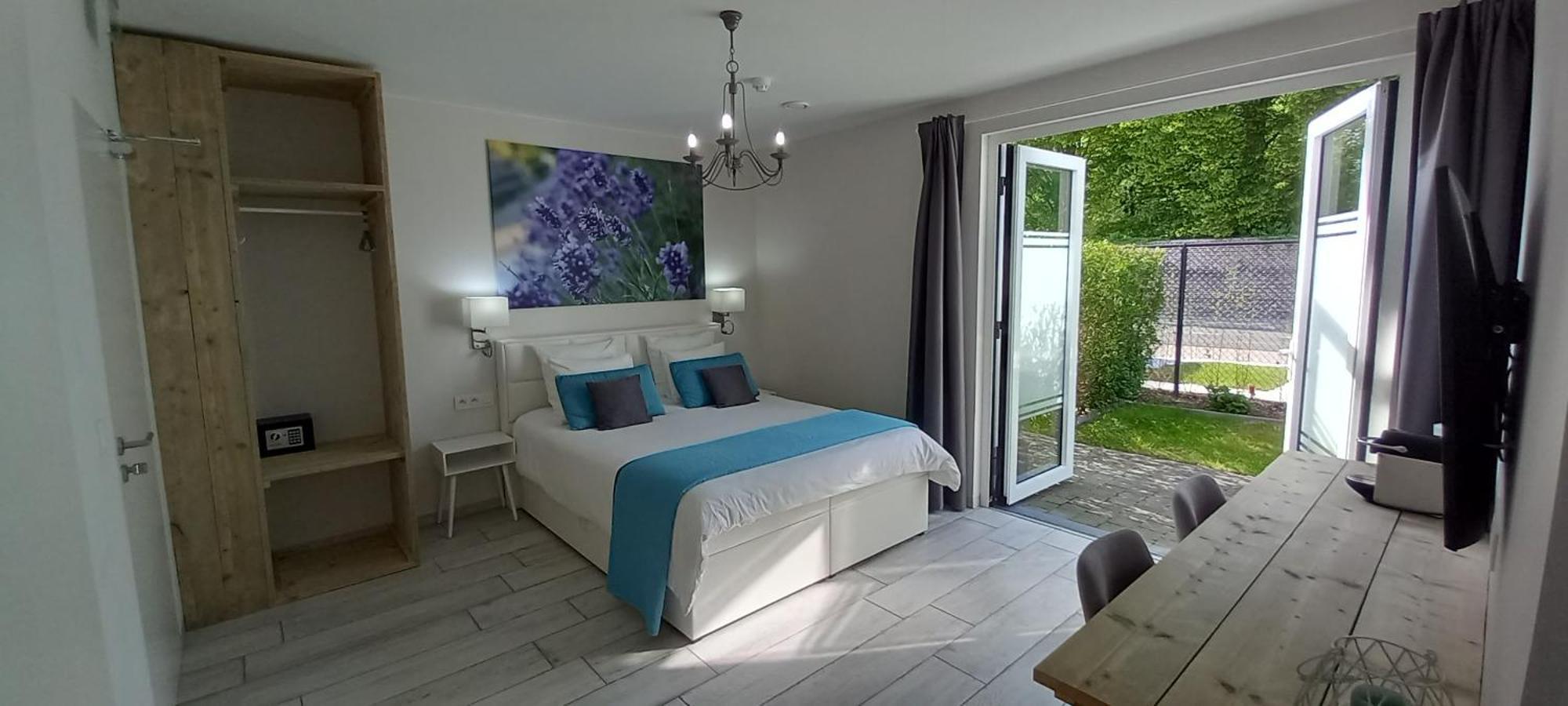 Blue Garden Villa *